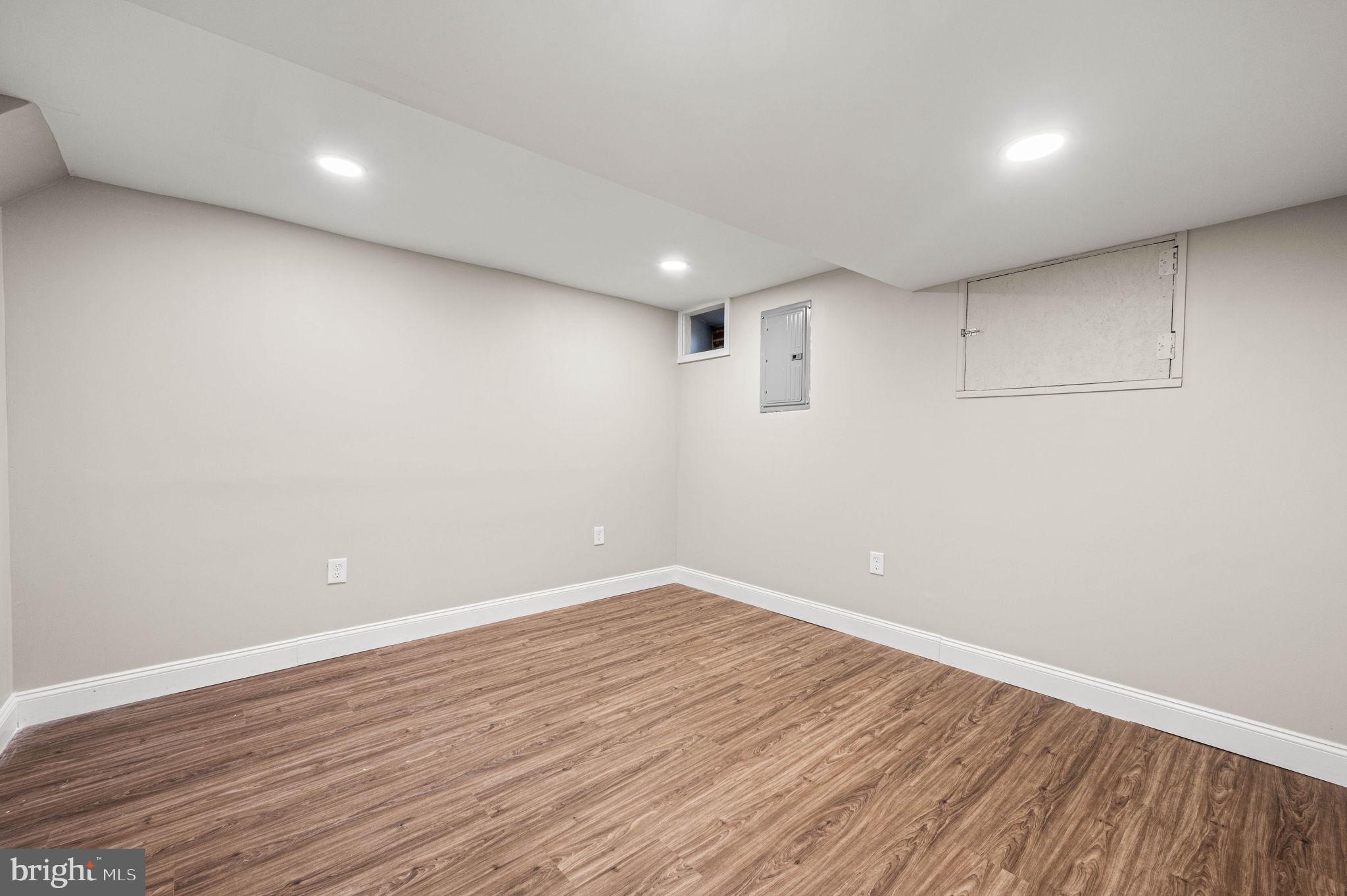 FELTONVILLE - Residential