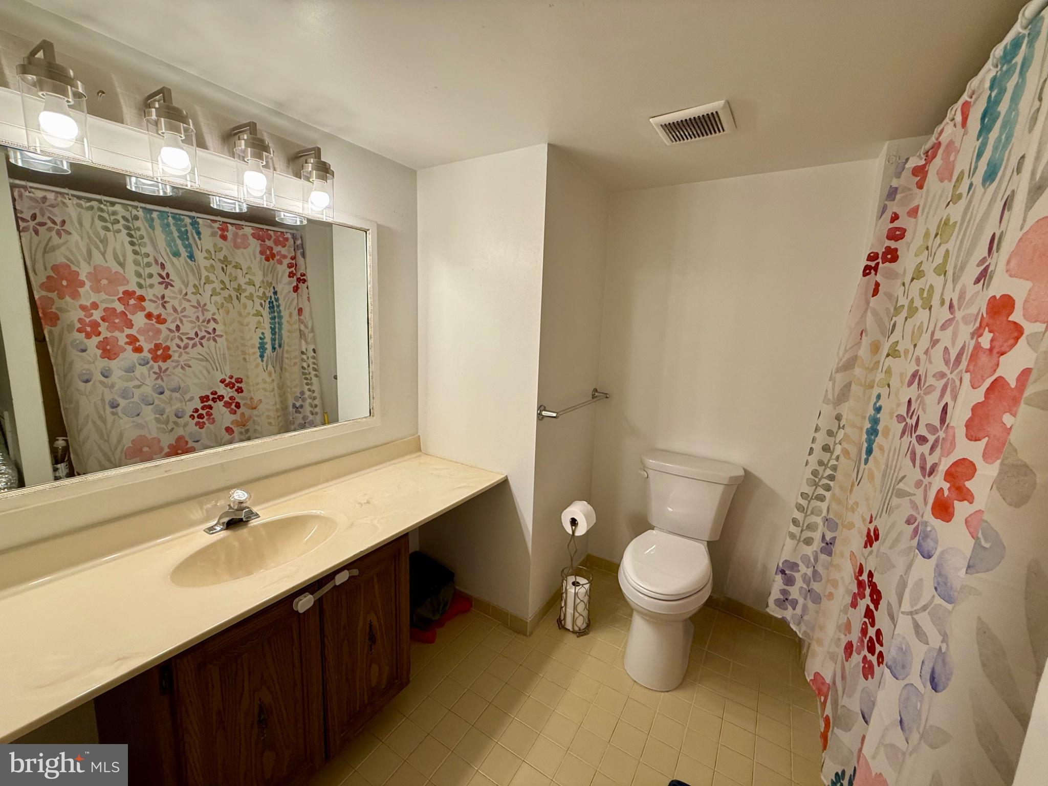 SUMMIT RIDGE - Residential