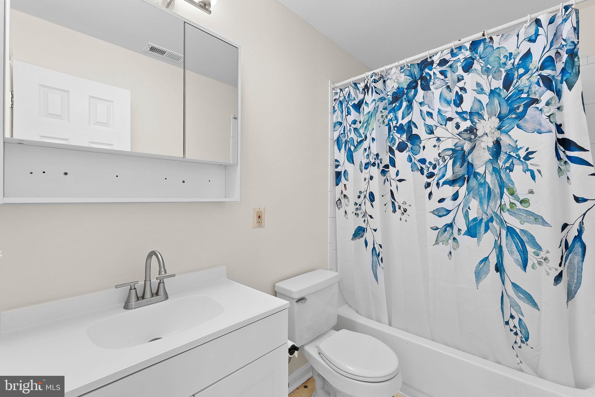 OLD BRIDGE ESTATES - Residential