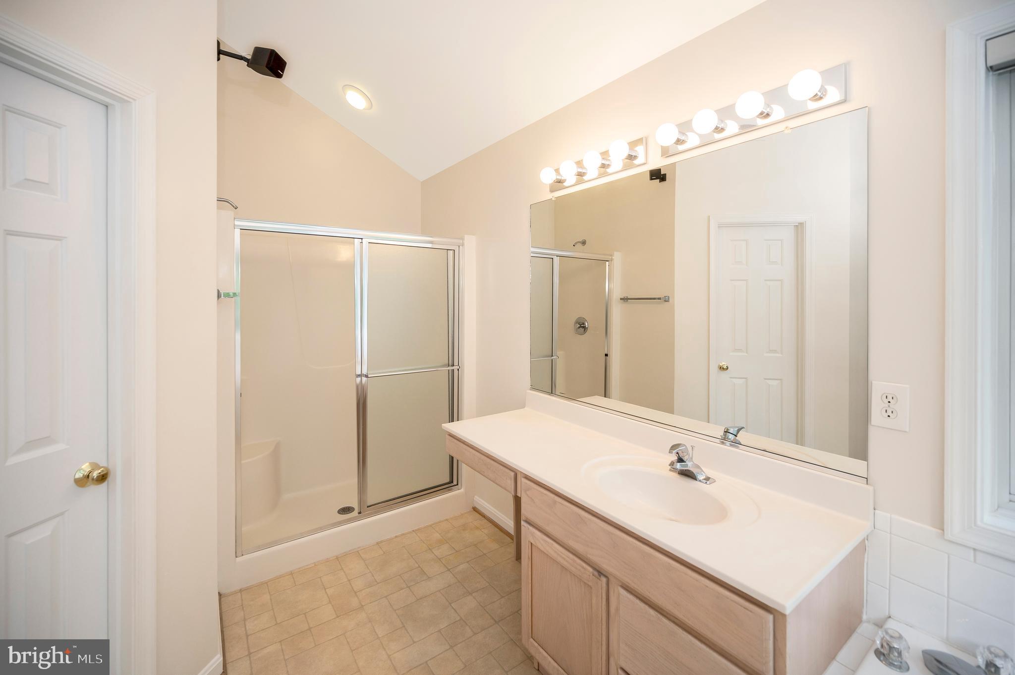 AUTUMN RIDGE - Residential