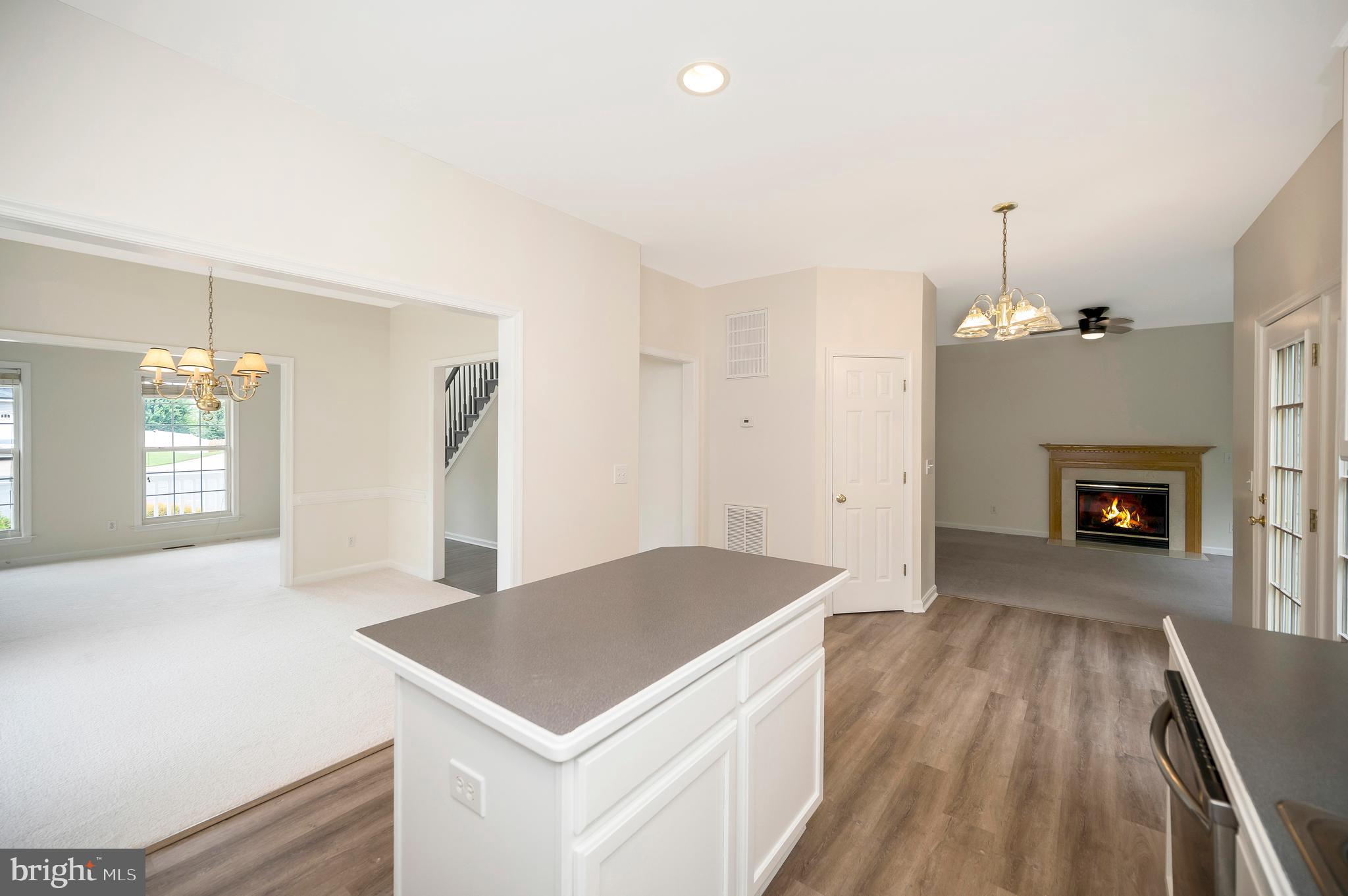 AUTUMN RIDGE - Residential