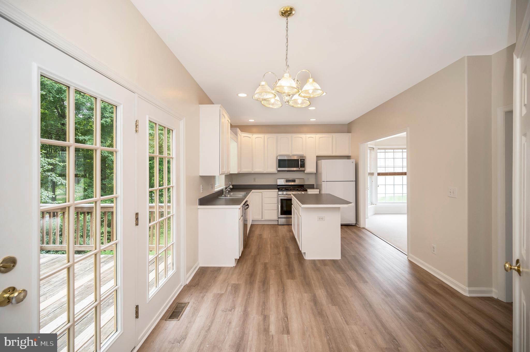 AUTUMN RIDGE - Residential