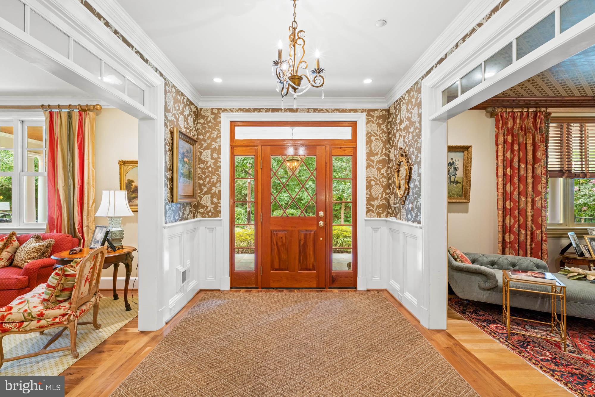 CHEVY CHASE - Residential