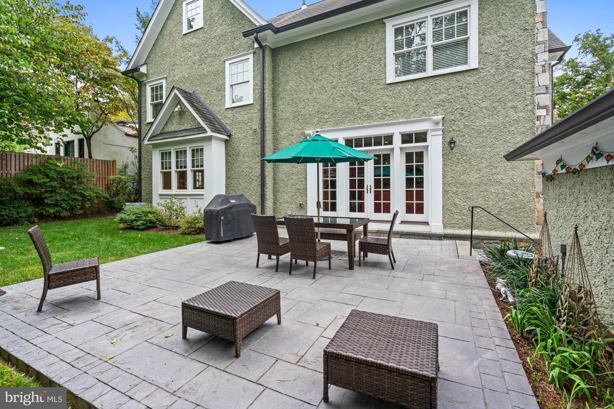 CHEVY CHASE - Residential