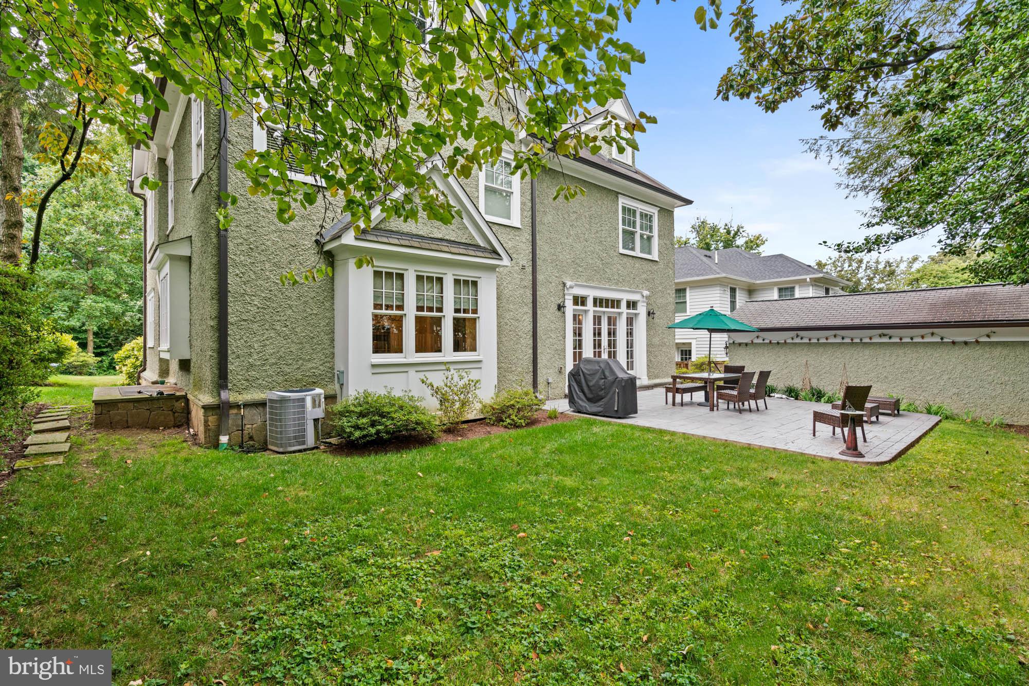 CHEVY CHASE - Residential