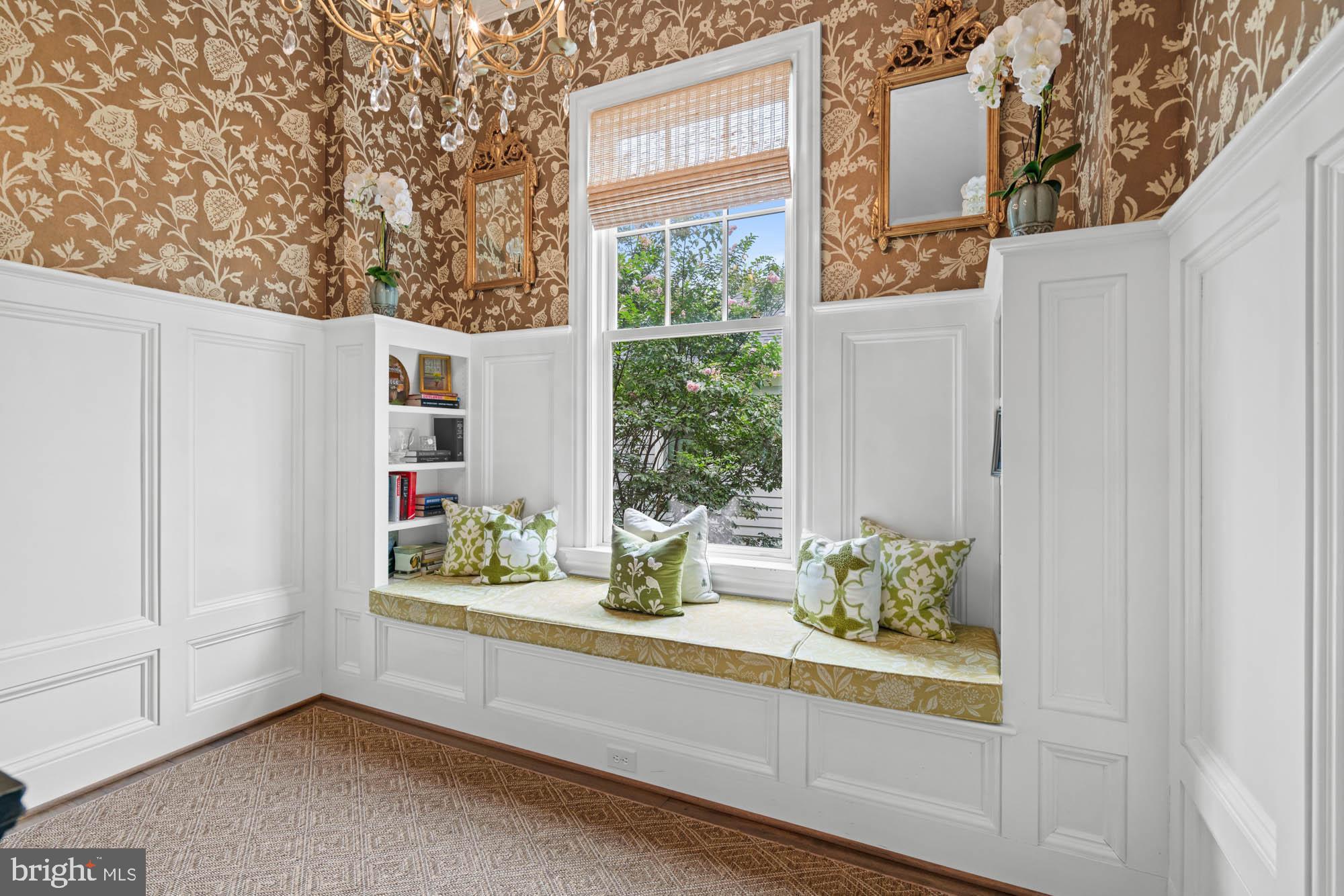 CHEVY CHASE - Residential