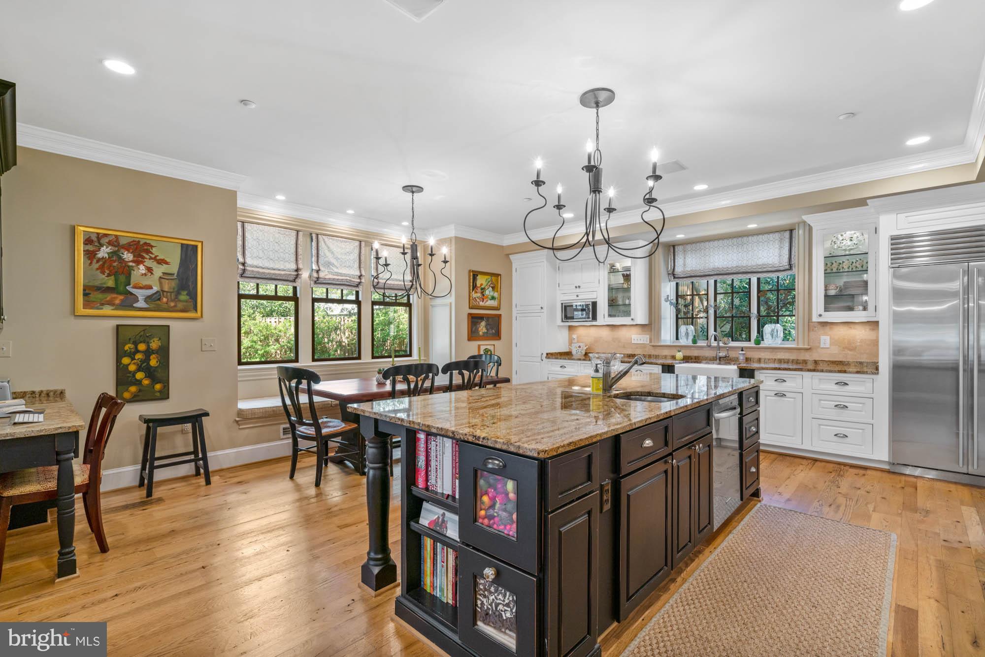 CHEVY CHASE - Residential