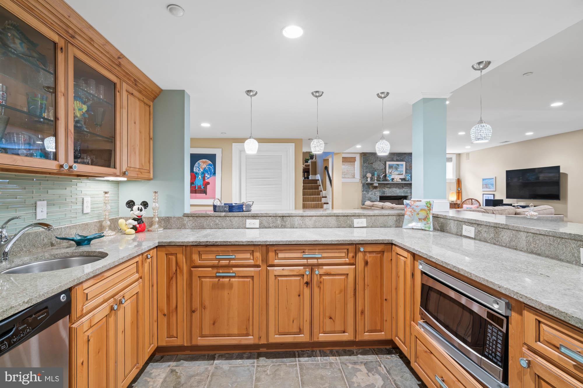 CHEVY CHASE - Residential