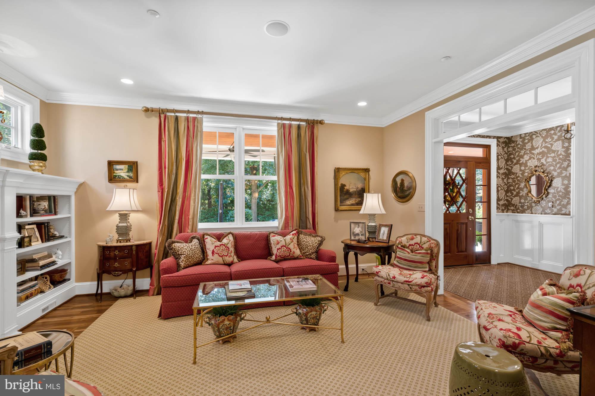 CHEVY CHASE - Residential