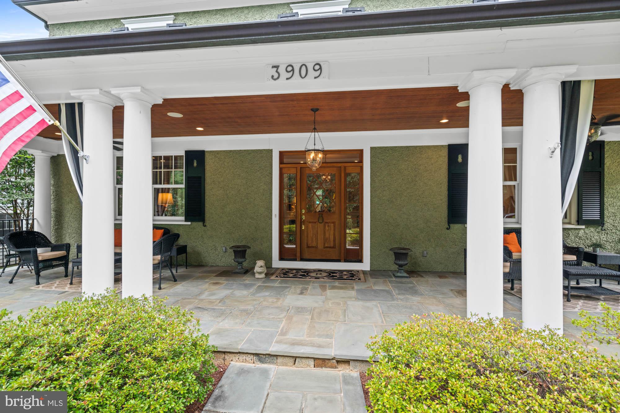 CHEVY CHASE - Residential