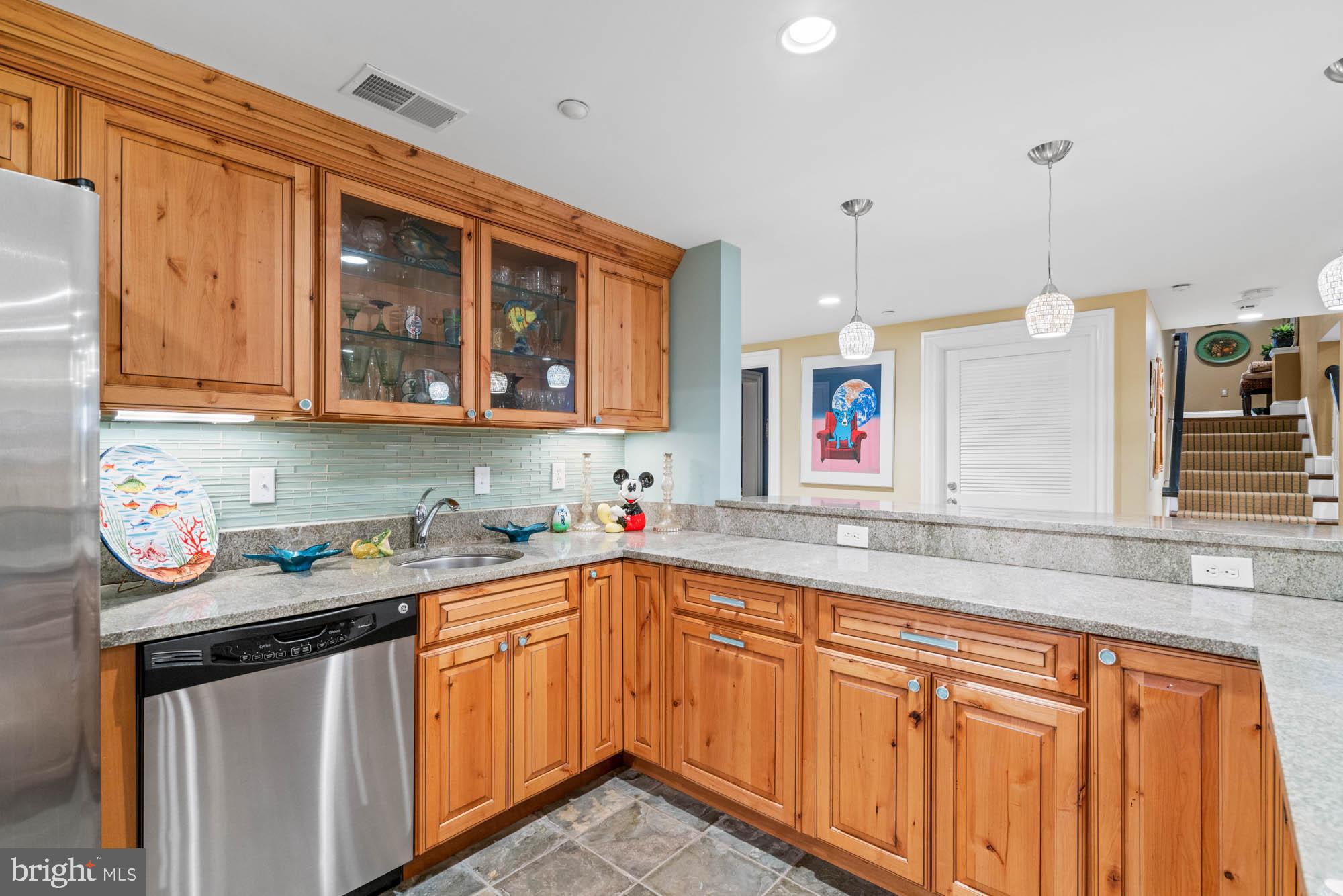 CHEVY CHASE - Residential