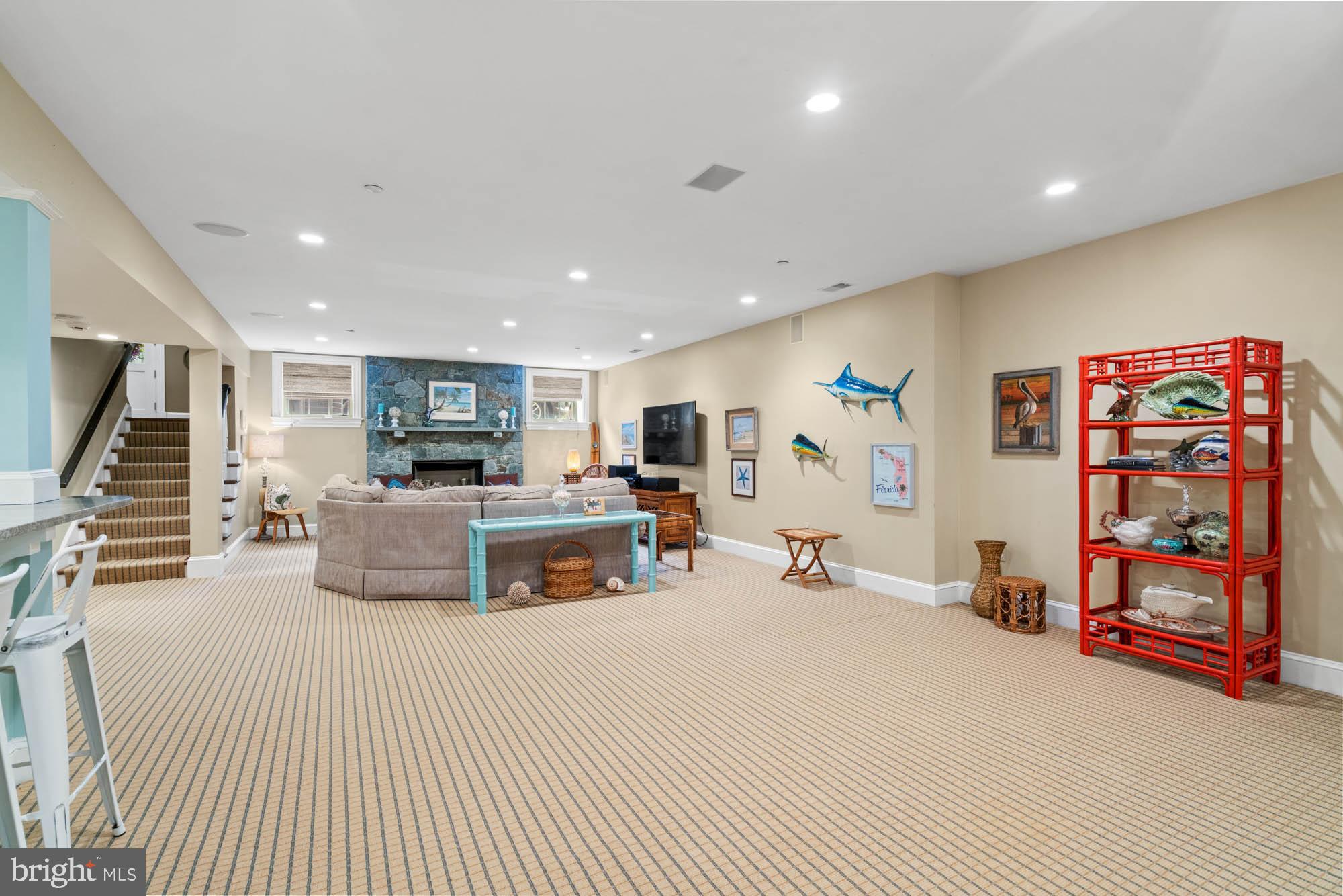 CHEVY CHASE - Residential