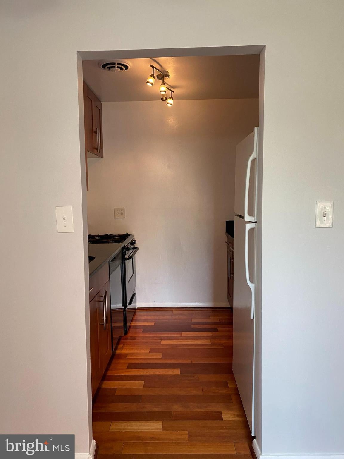 3404 25TH STREET S 37