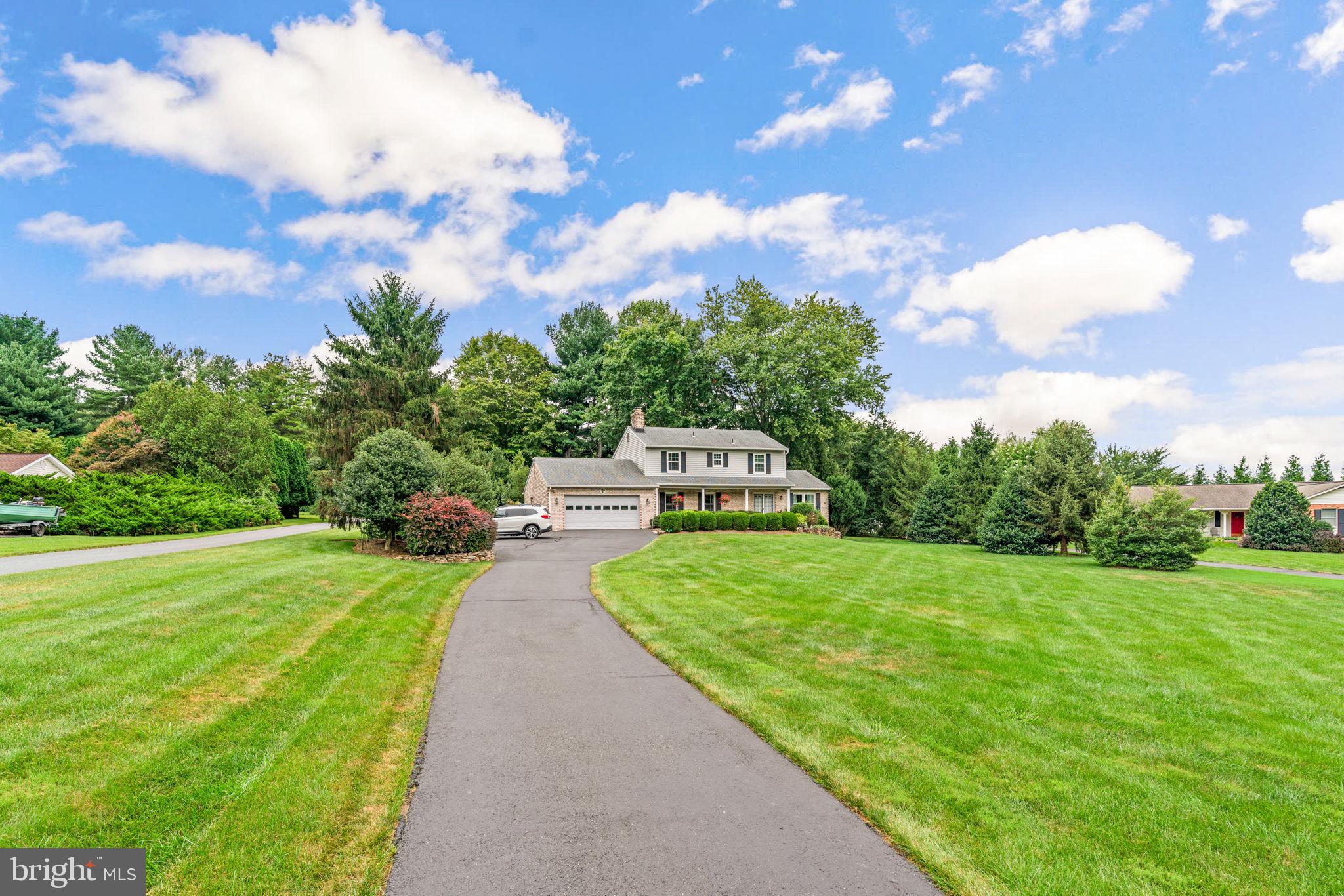 6571 MINK HOLLOW ROAD
