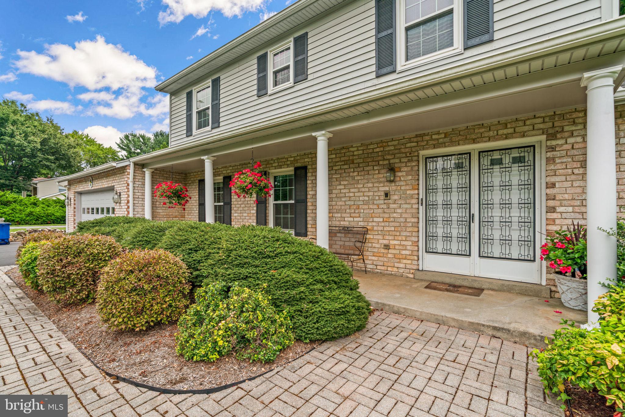6571 MINK HOLLOW ROAD