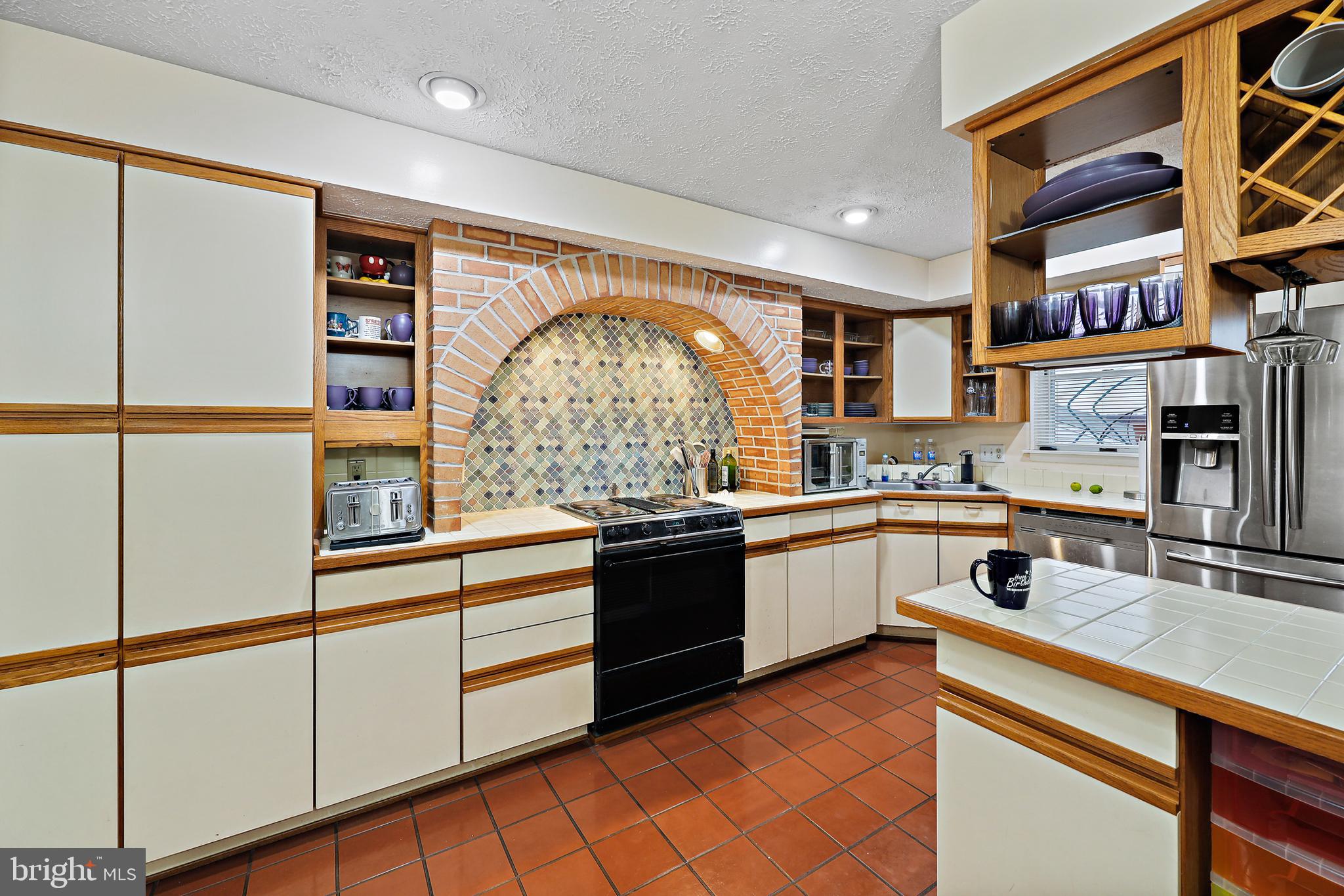 HIGHPOINT - Residential