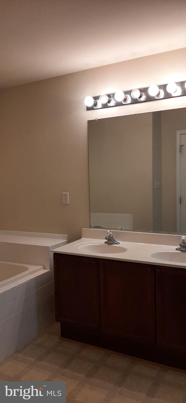 TROUT RUN - Residential Lease