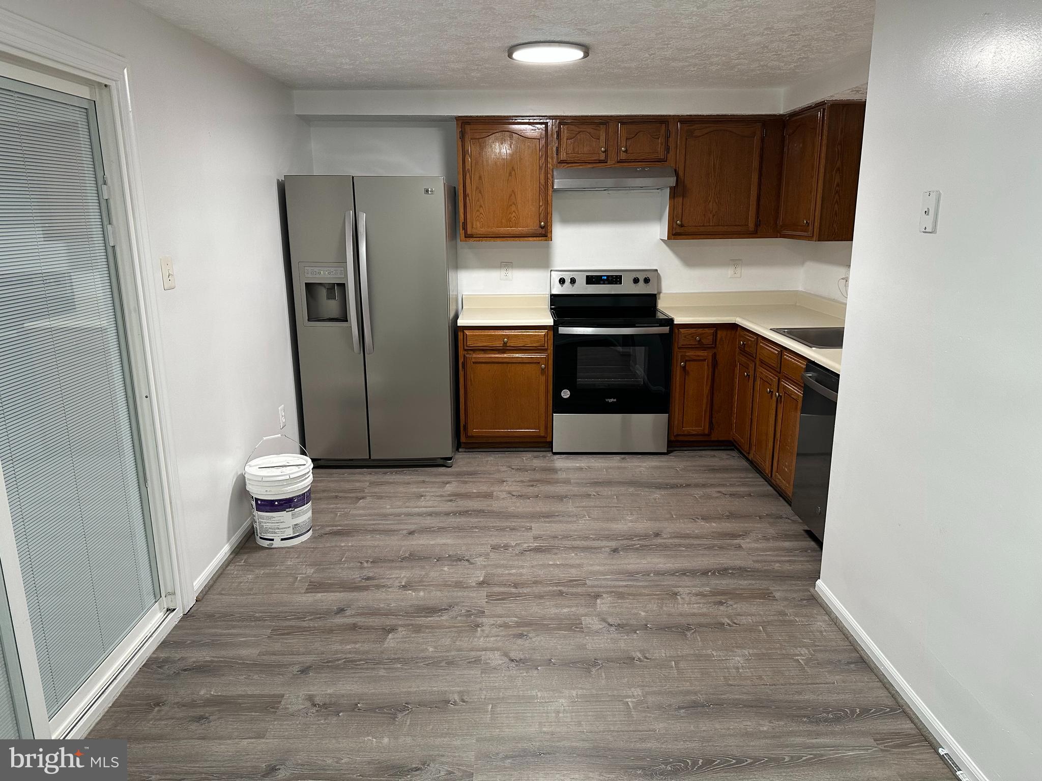 KINGS WOODS - Residential Lease