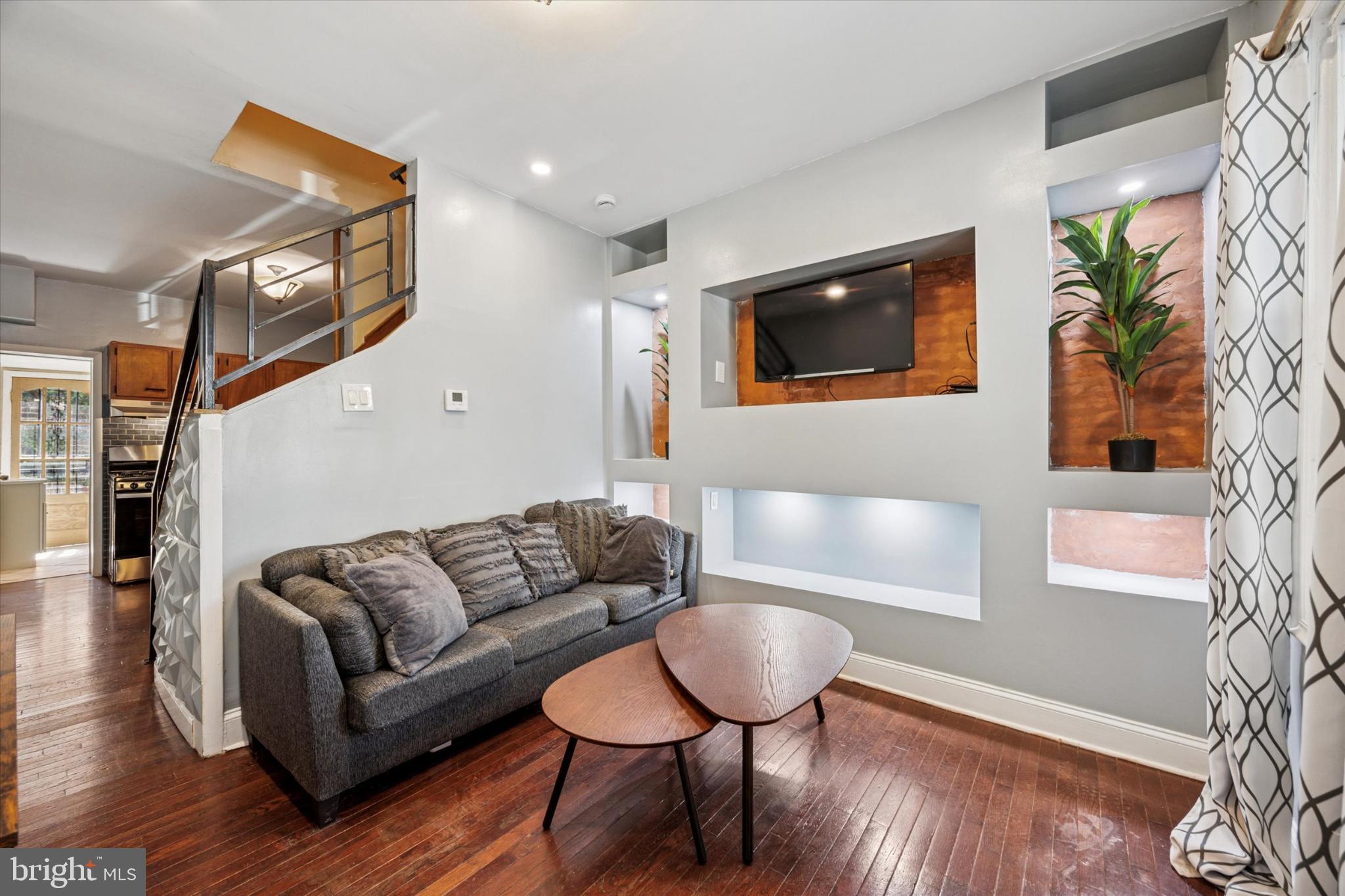 Welcome to this beautifully renovated 2-bedroom, 1-bathroom rowhome in Fishtown, just steps from Lehigh Avenue. Thoughtfully designed with custom finishes, this home combines modern style with classic charm.
Inside, you’ll find hardwood floors throughout, a bright and open living space, and unique renovation details that make this home stand out from the rest. The kitchen and living areas are designed for both comfort and entertaining, while the bedrooms offer plenty of natural light and closet space.
Located in one of Philadelphia’s most sought-after neighborhoods, you’ll enjoy easy access to local dining, cafes, shops, and public transportation. Don’t miss the opportunity to live in a stylish Fishtown home with character and convenience!