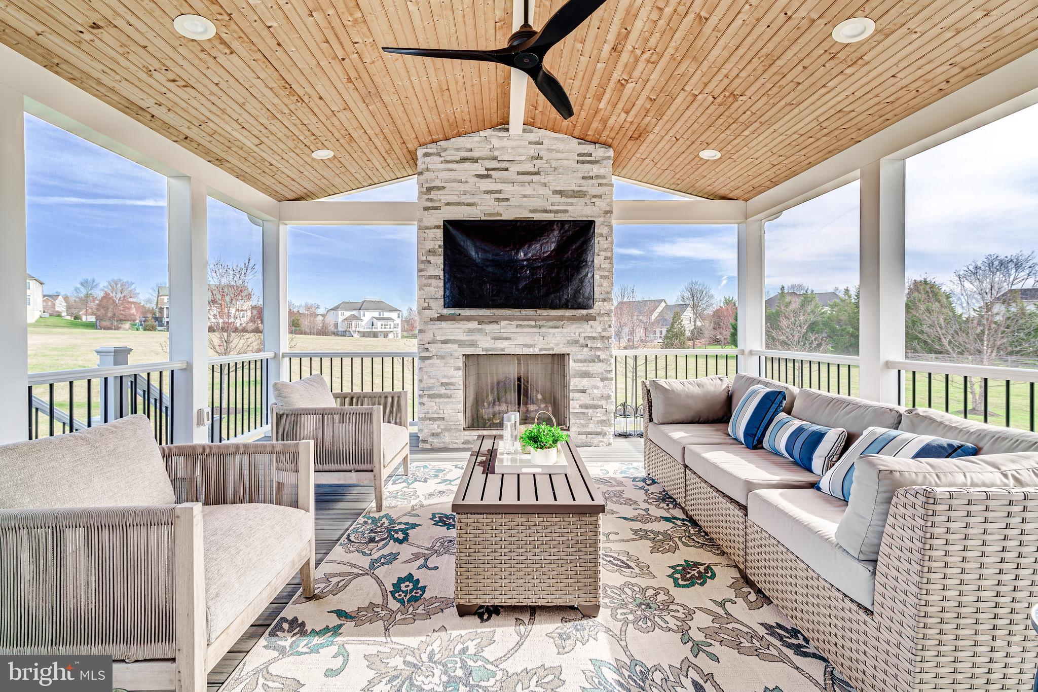 BELLE TERRA - Residential