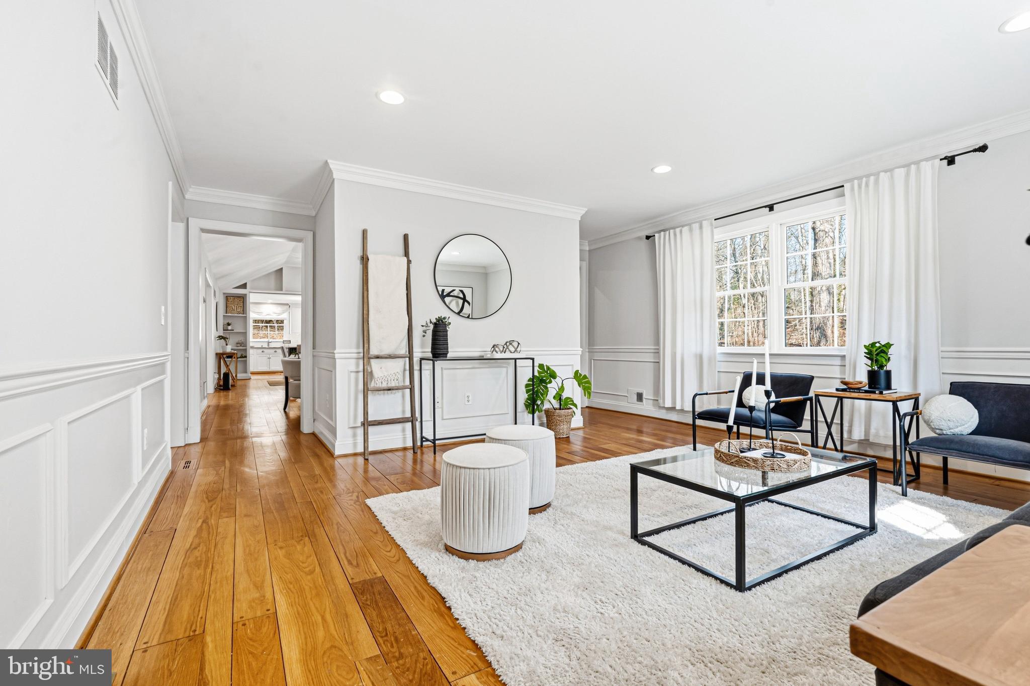 TOWSON - Residential