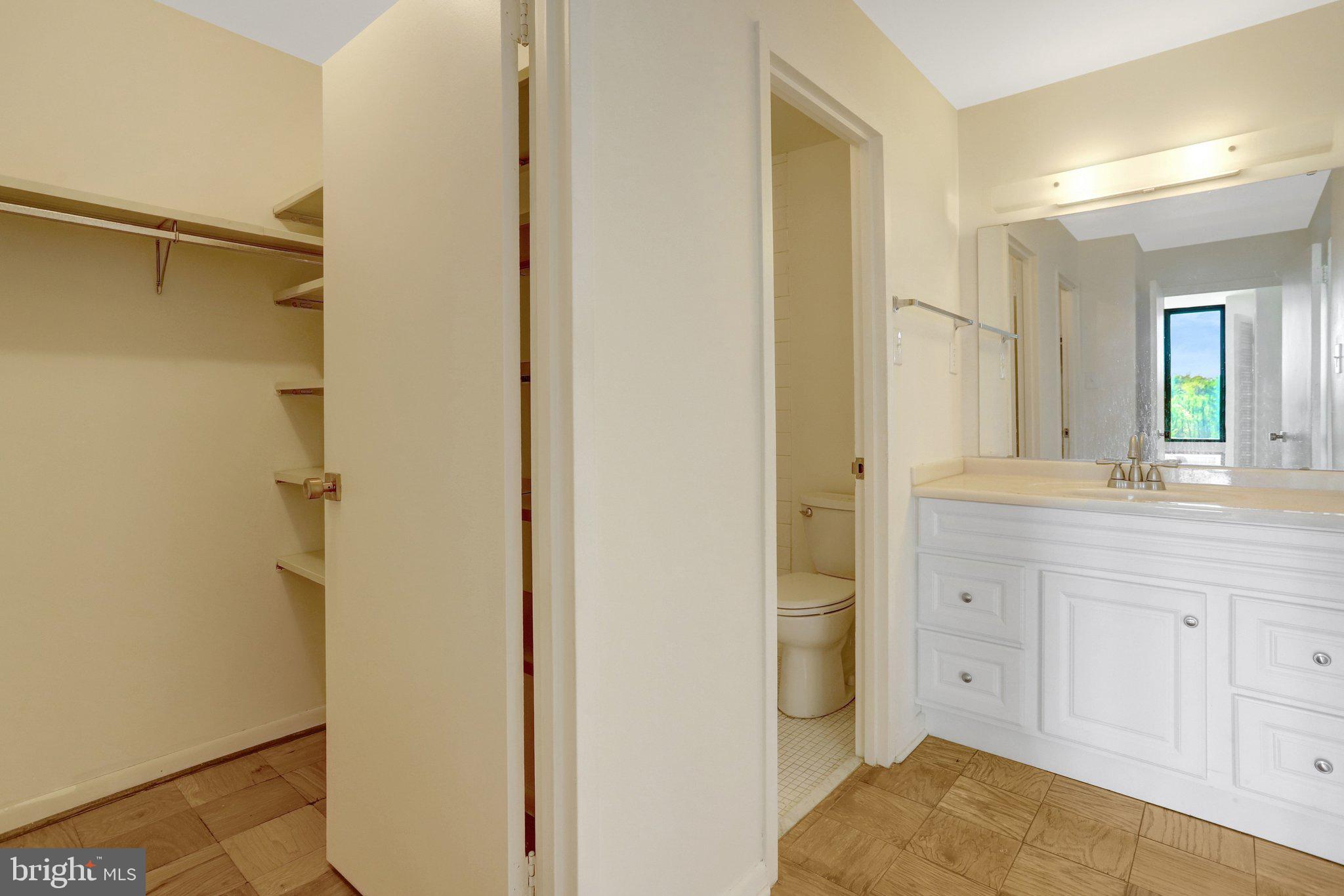 RADNOR - FORT MYER HEIGHTS - Residential