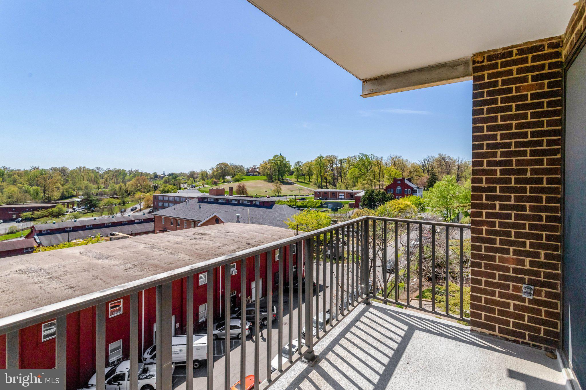 RADNOR - FORT MYER HEIGHTS - Residential