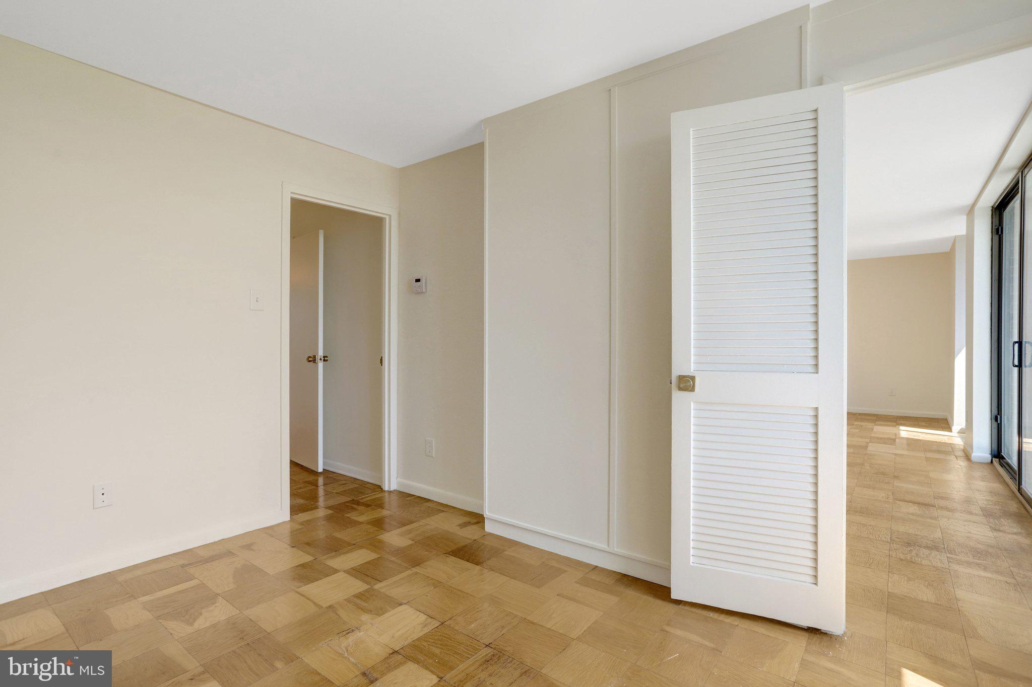 RADNOR - FORT MYER HEIGHTS - Residential