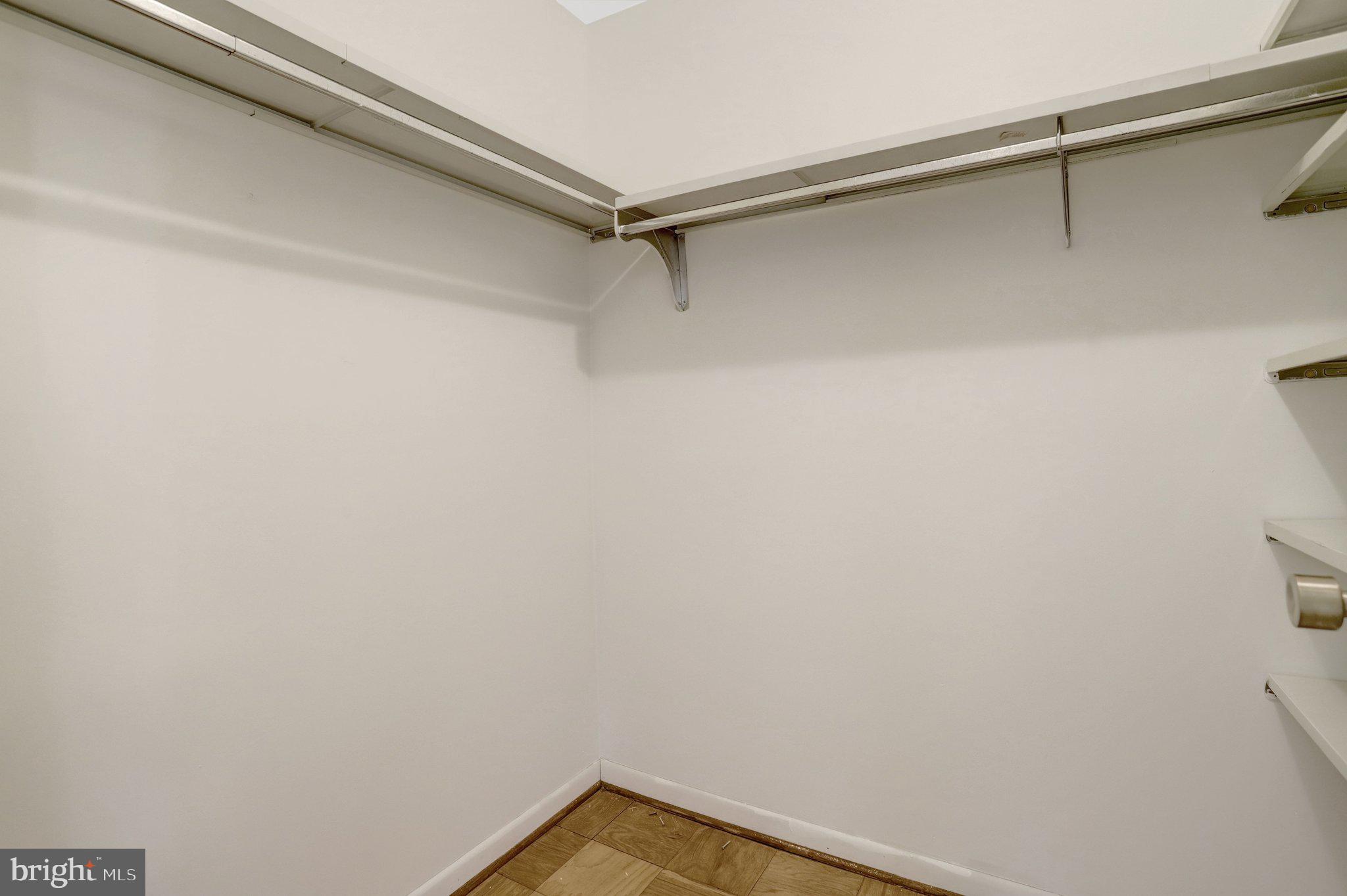 RADNOR - FORT MYER HEIGHTS - Residential