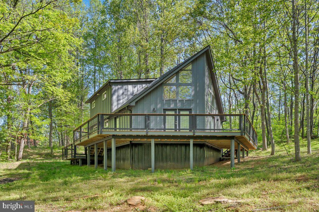 Photo of 325 Persimmon Hill Drive, ROSELAND, VA 22967 (MLS # VANL2000656)