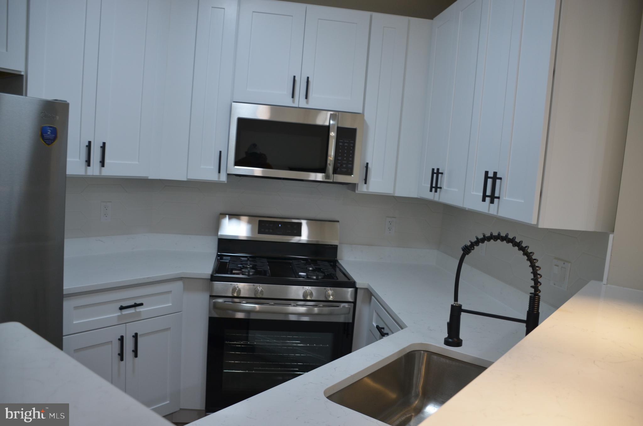 STONECROFT CONDO - Residential