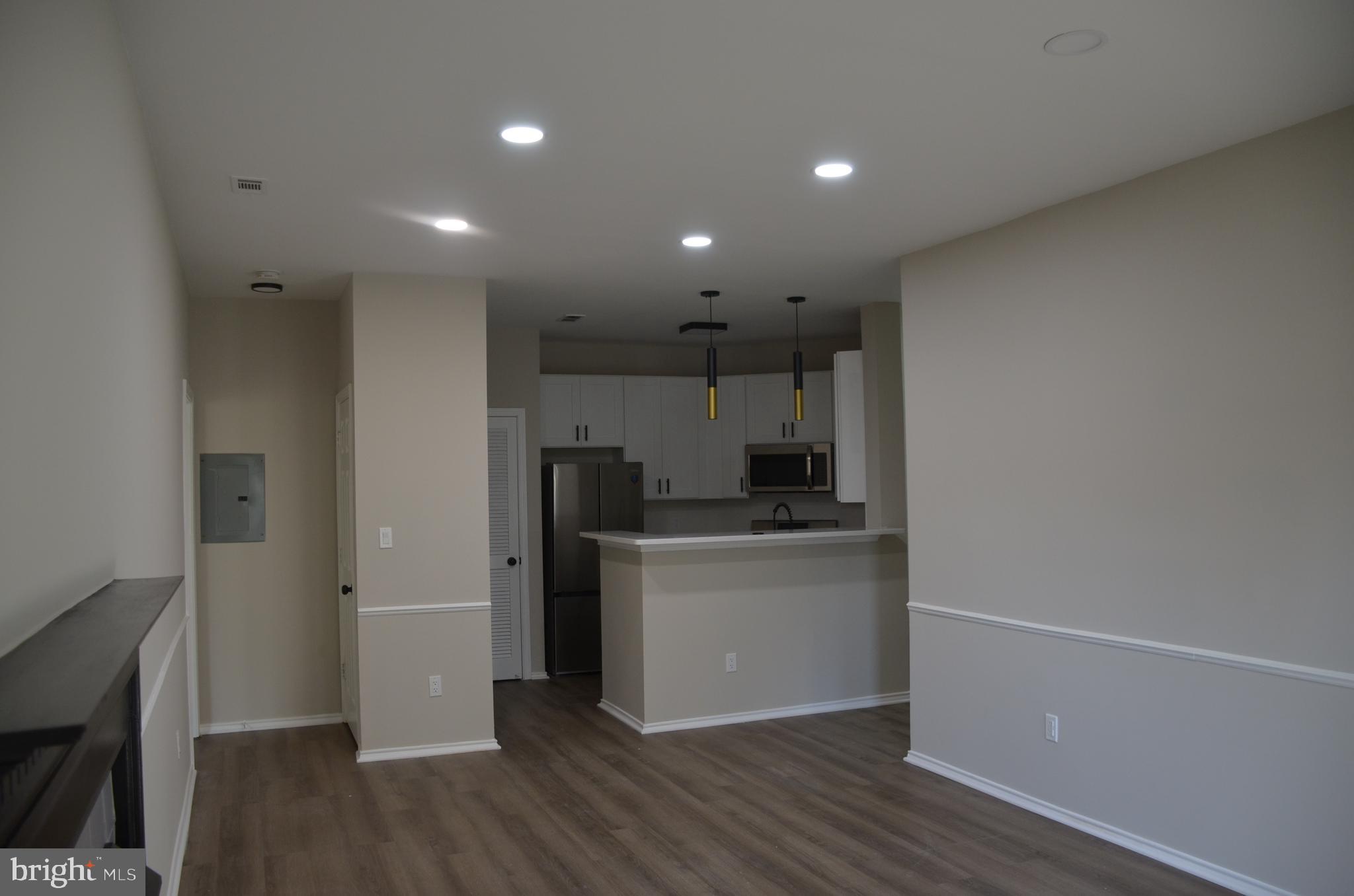 STONECROFT CONDO - Residential