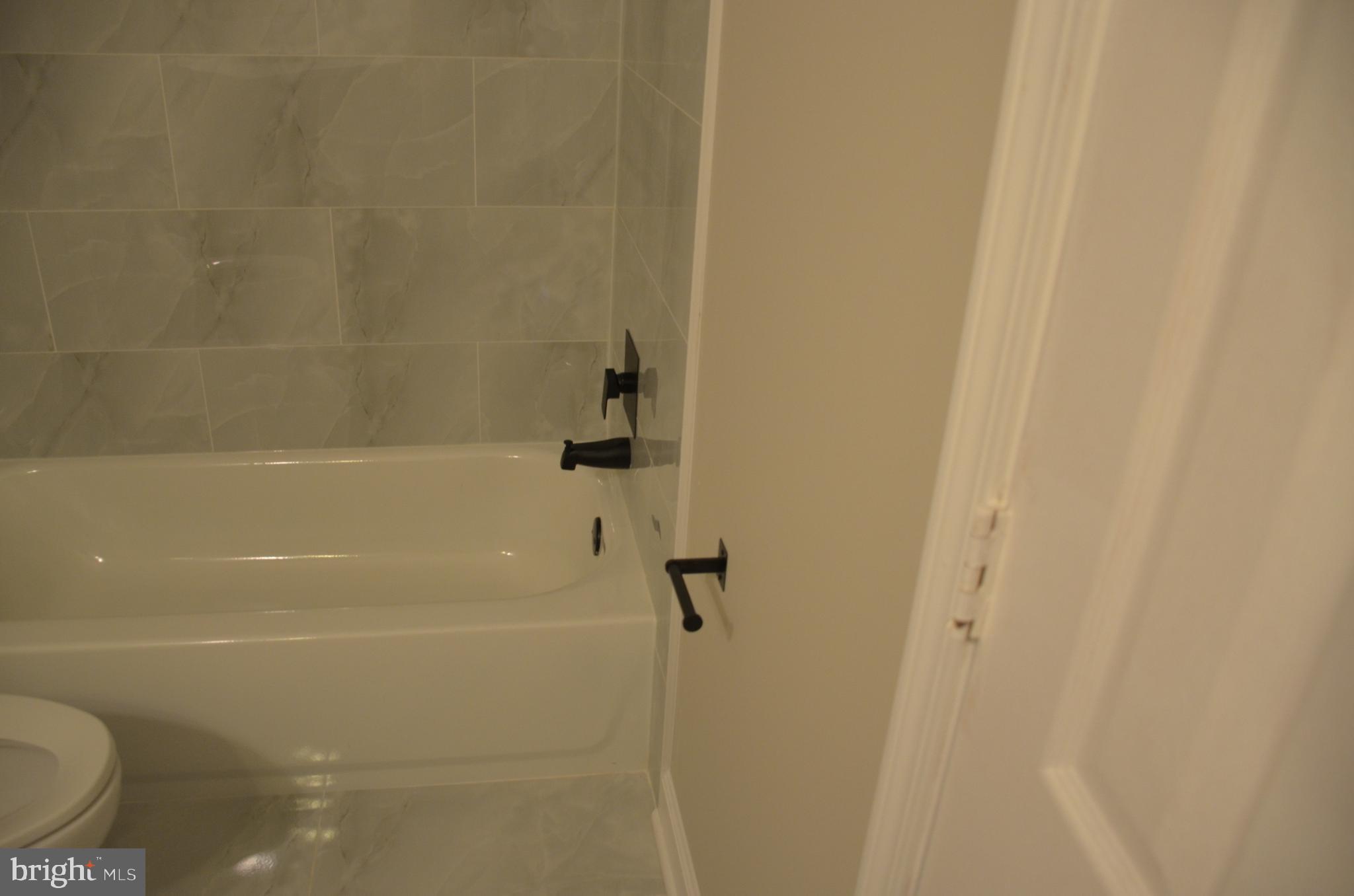 STONECROFT CONDO - Residential