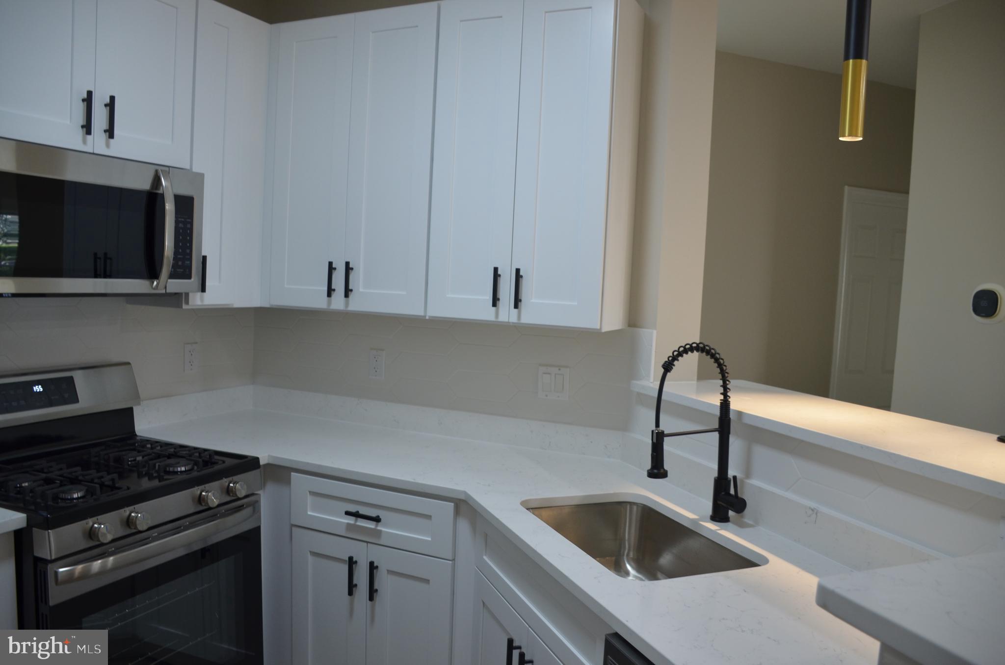 STONECROFT CONDO - Residential