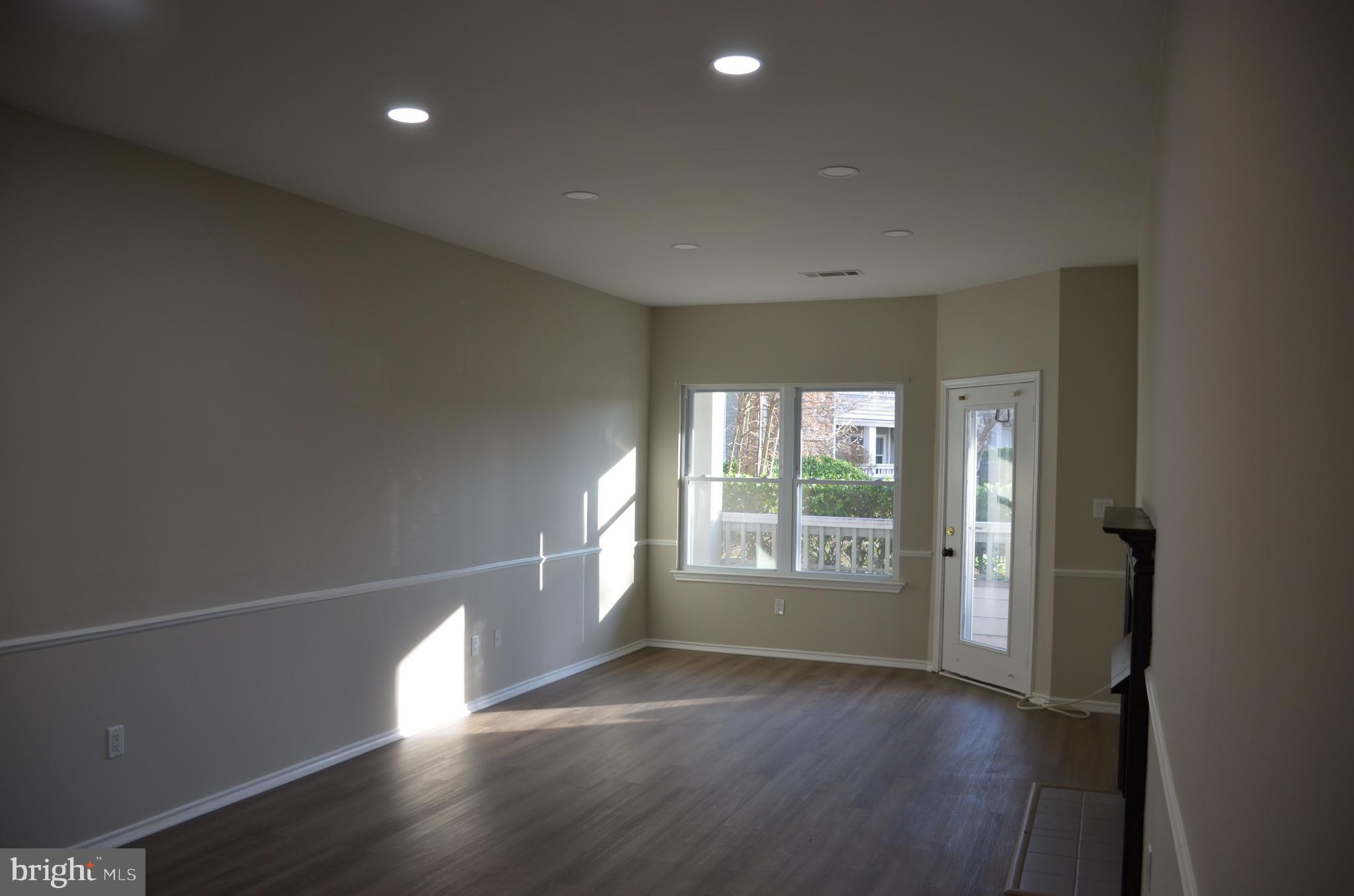 STONECROFT CONDO - Residential