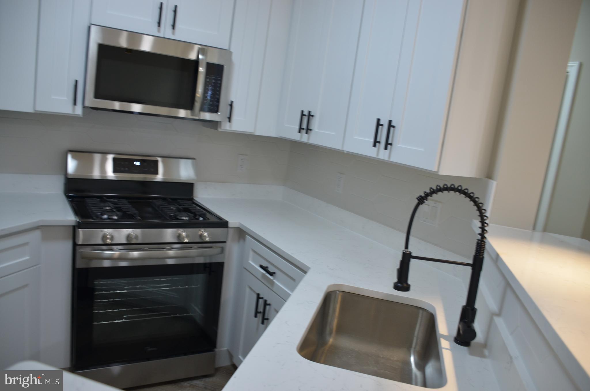 STONECROFT CONDO - Residential