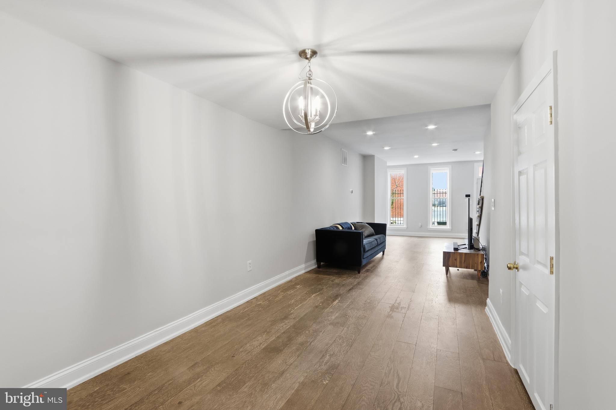 WASHINGTON VILLAGE - Residential