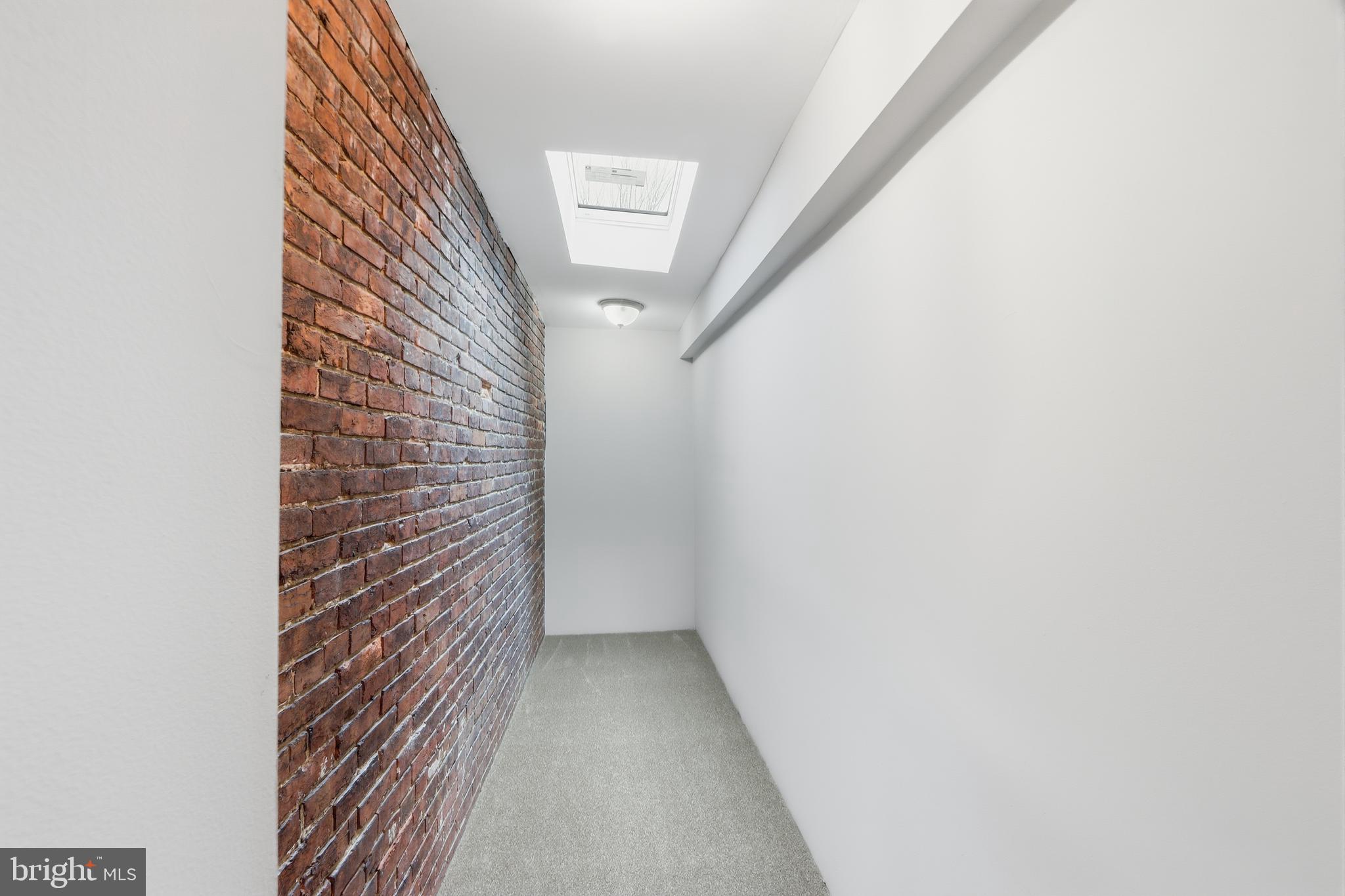 WASHINGTON VILLAGE - Residential