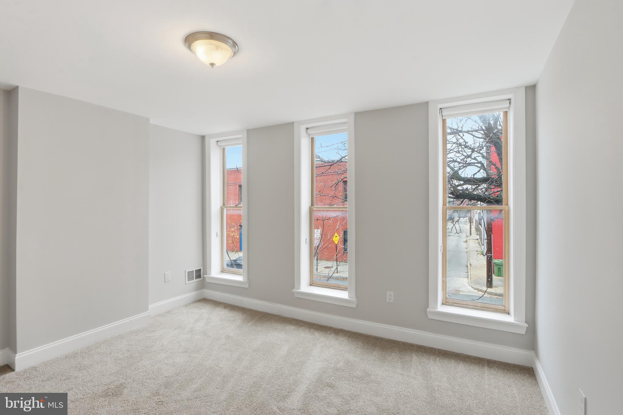 WASHINGTON VILLAGE - Residential