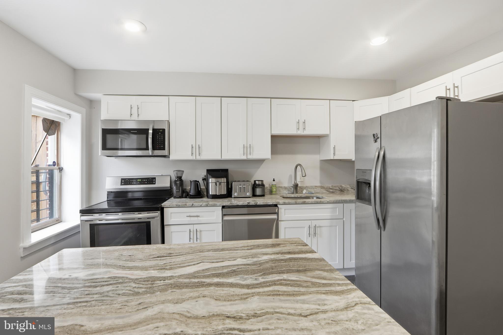 WASHINGTON VILLAGE - Residential