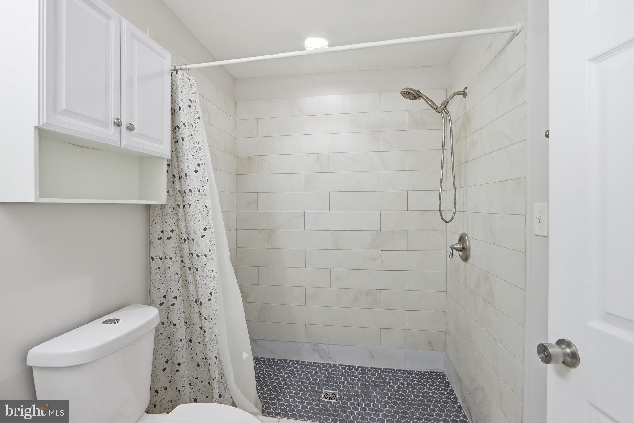 WASHINGTON VILLAGE - Residential