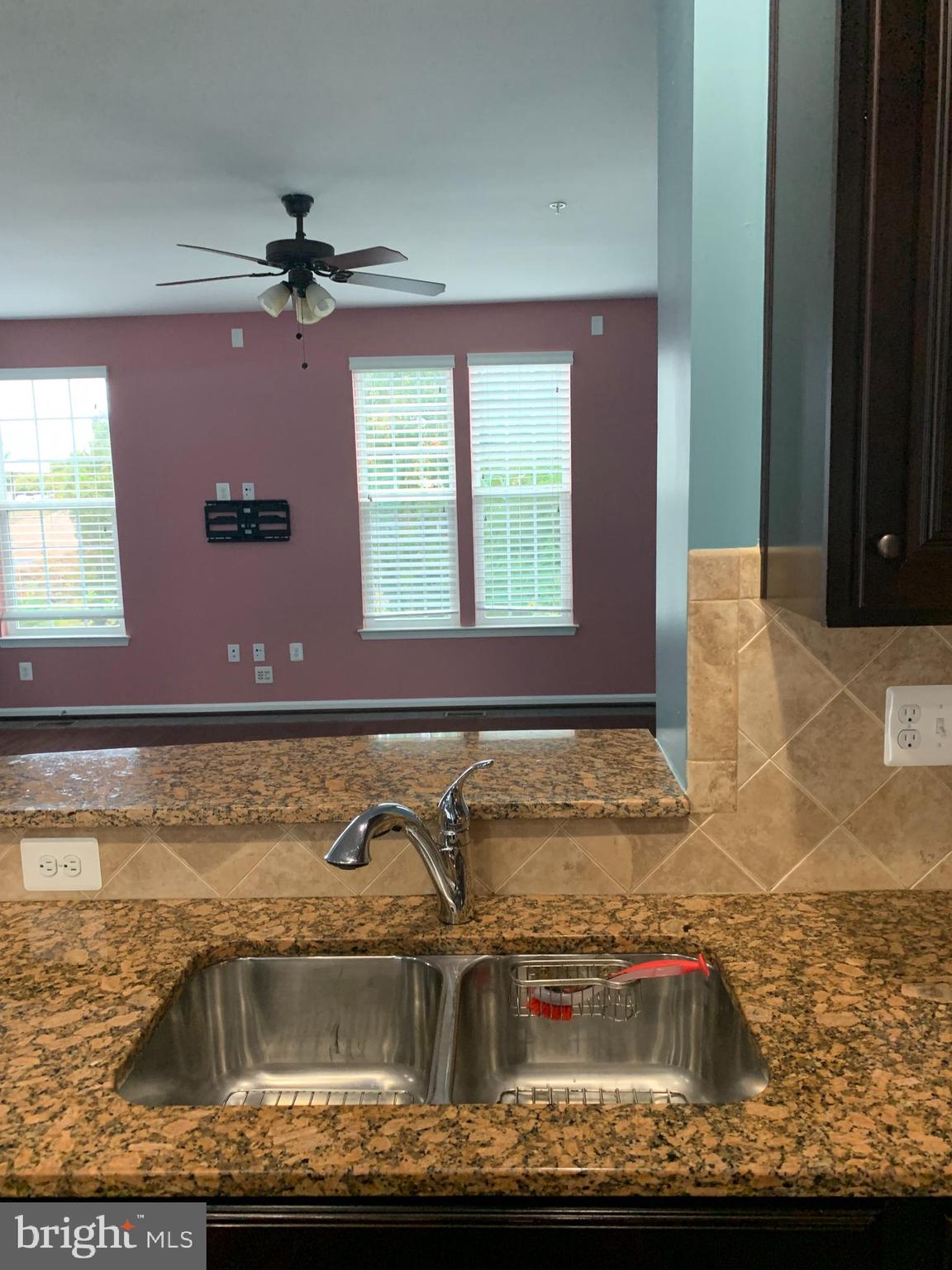 ELLICOTT CROSSING - Residential Lease