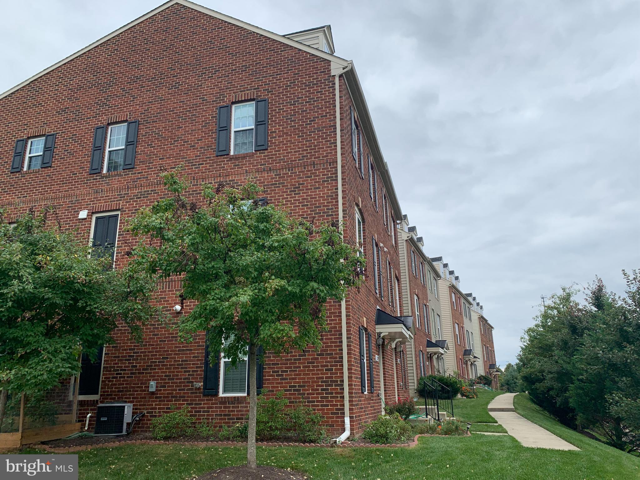 ELLICOTT CROSSING - Residential Lease