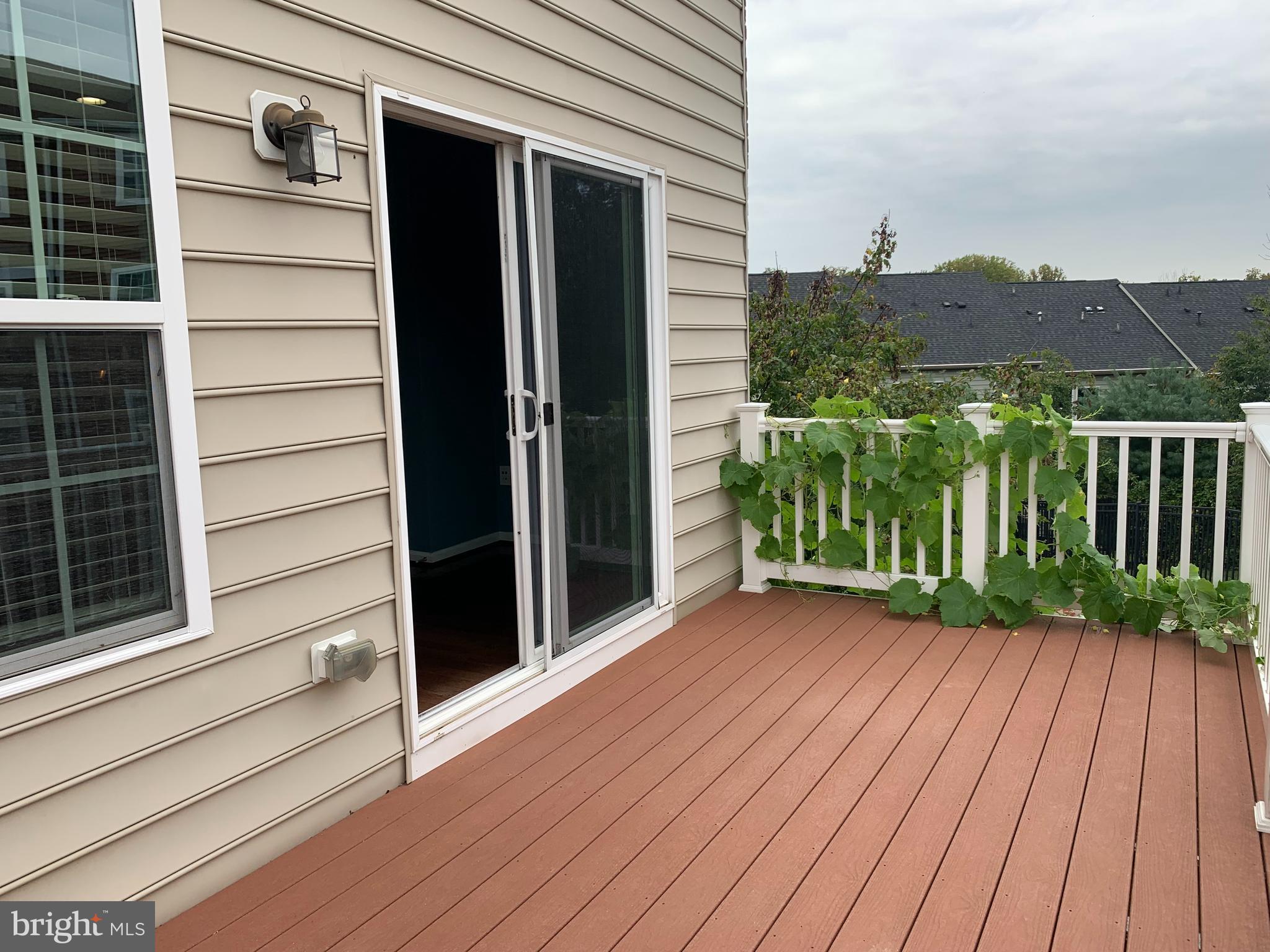 ELLICOTT CROSSING - Residential Lease