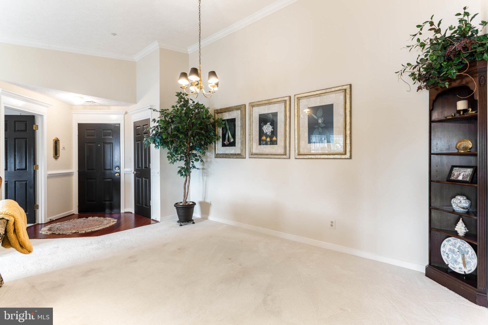 COUNTRY WALK - Residential