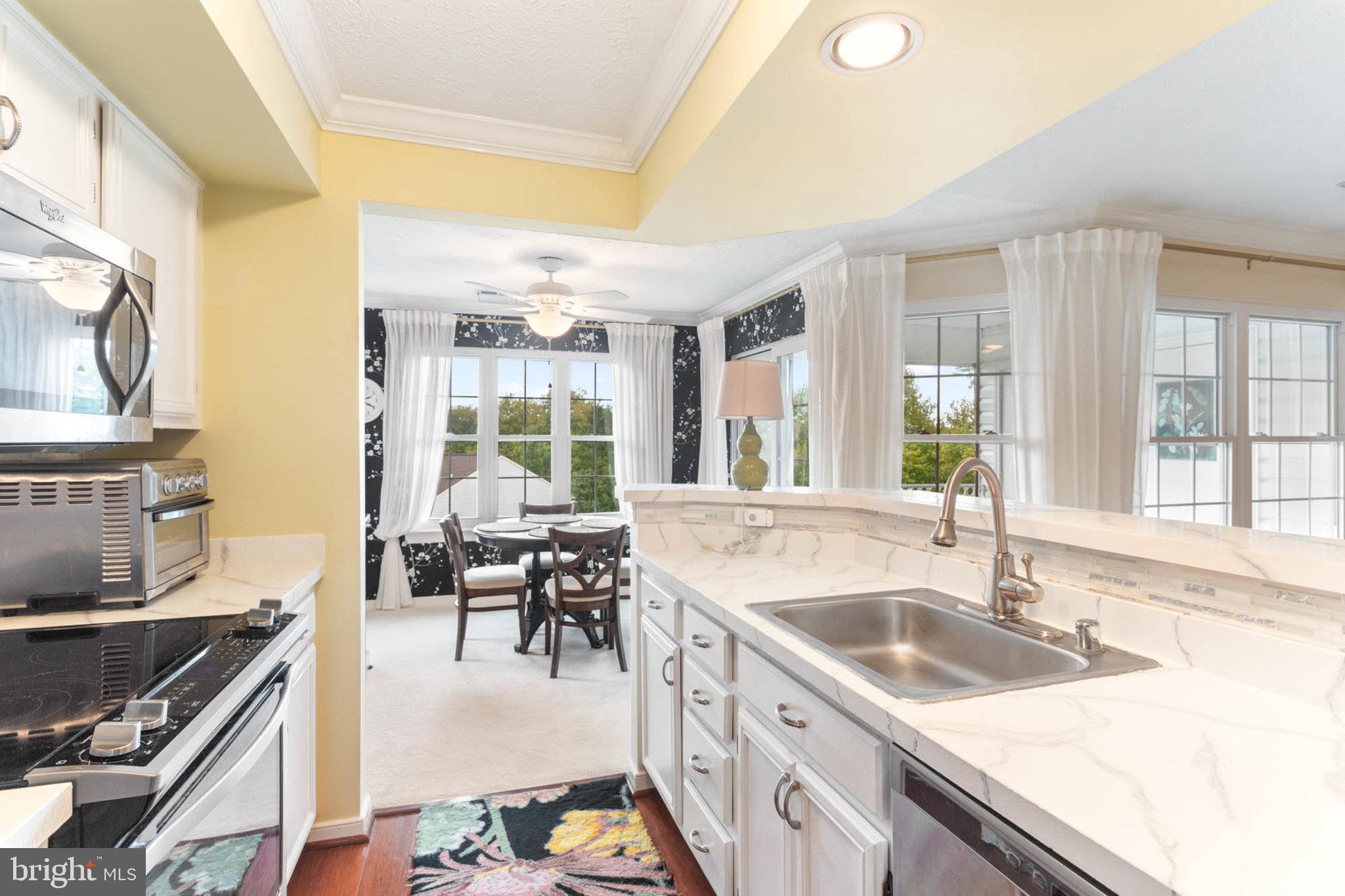 COUNTRY WALK - Residential