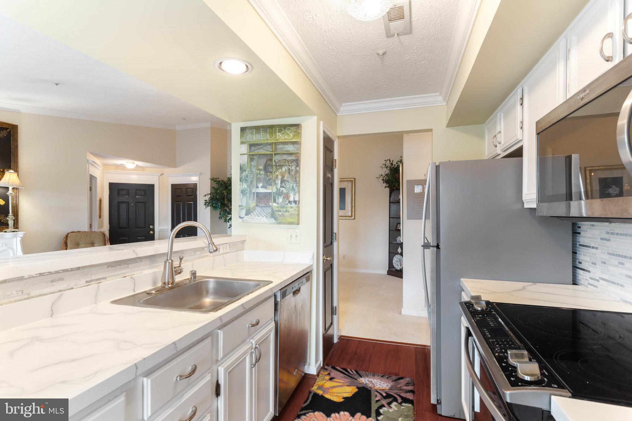 COUNTRY WALK - Residential