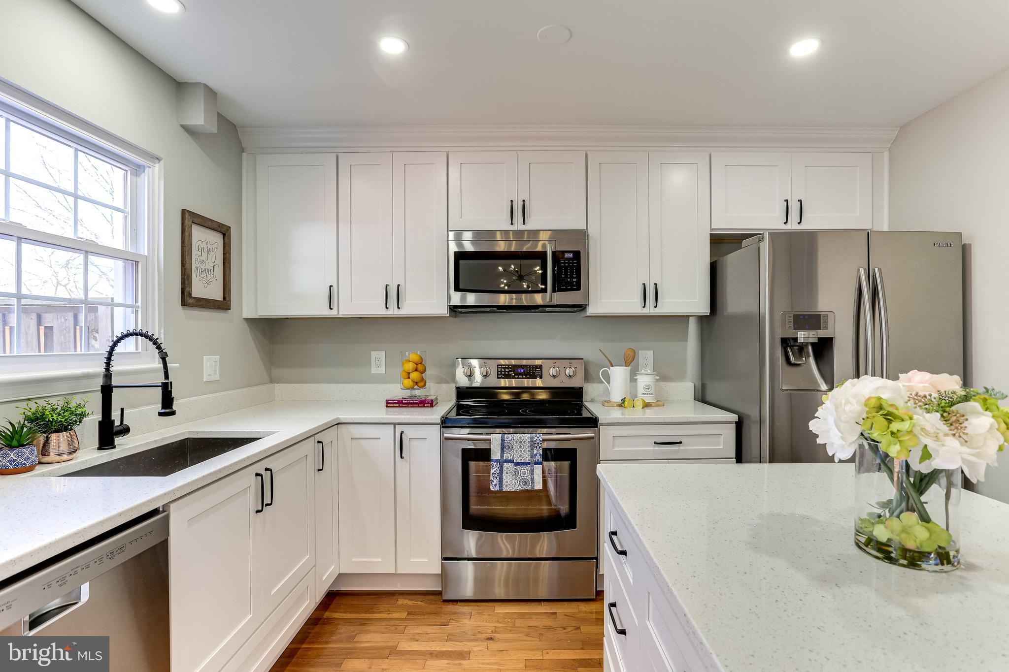 MONTGOMERY MEADOWS - Residential