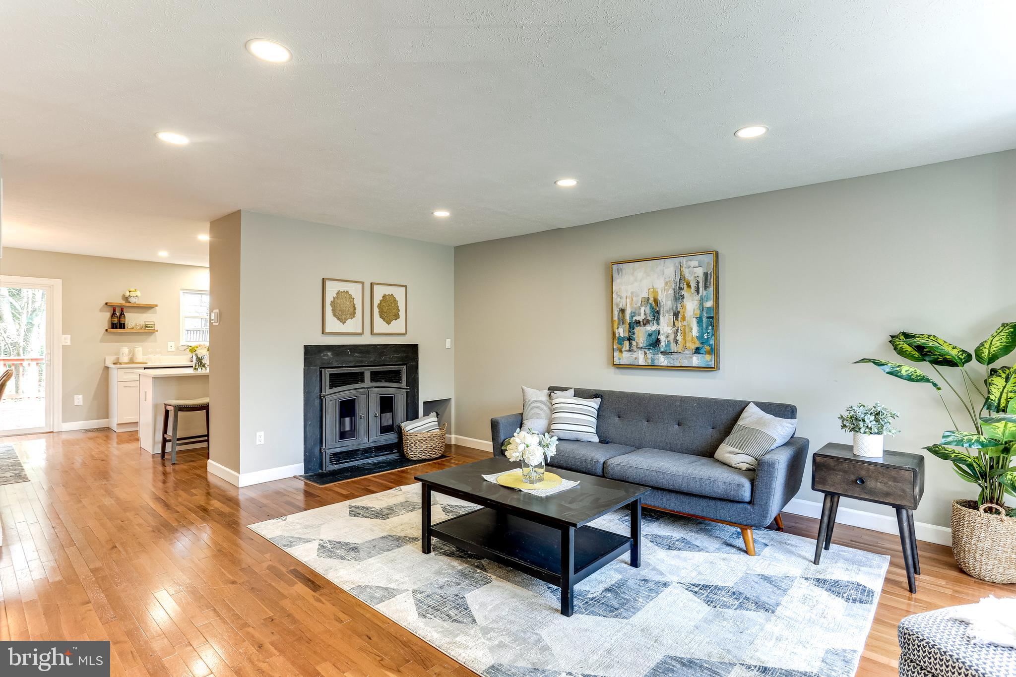 MONTGOMERY MEADOWS - Residential