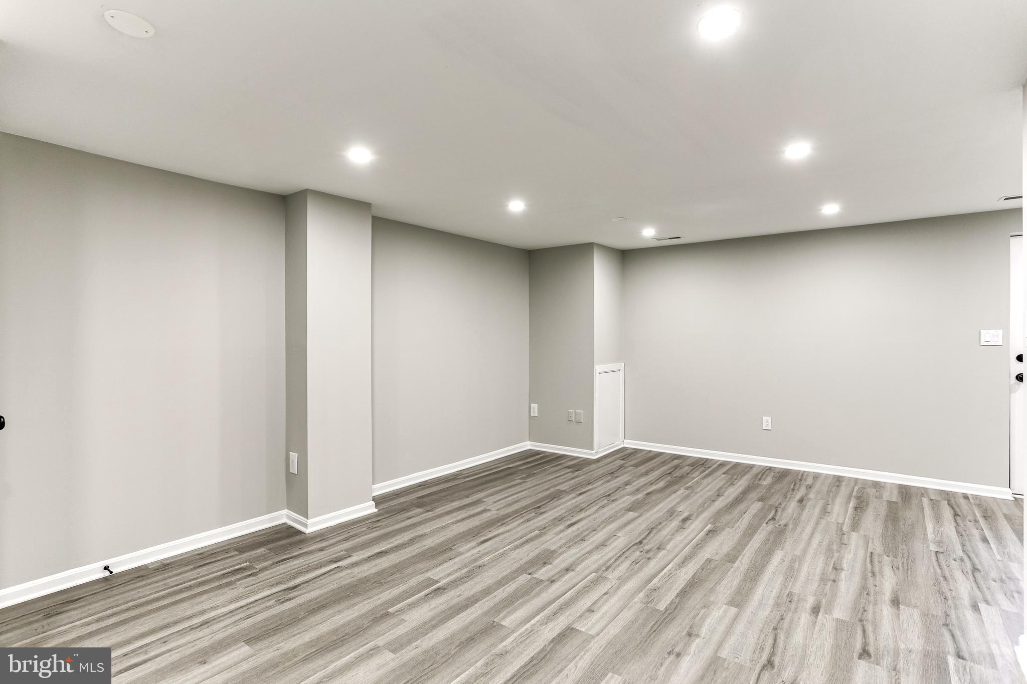 MONTGOMERY MEADOWS - Residential